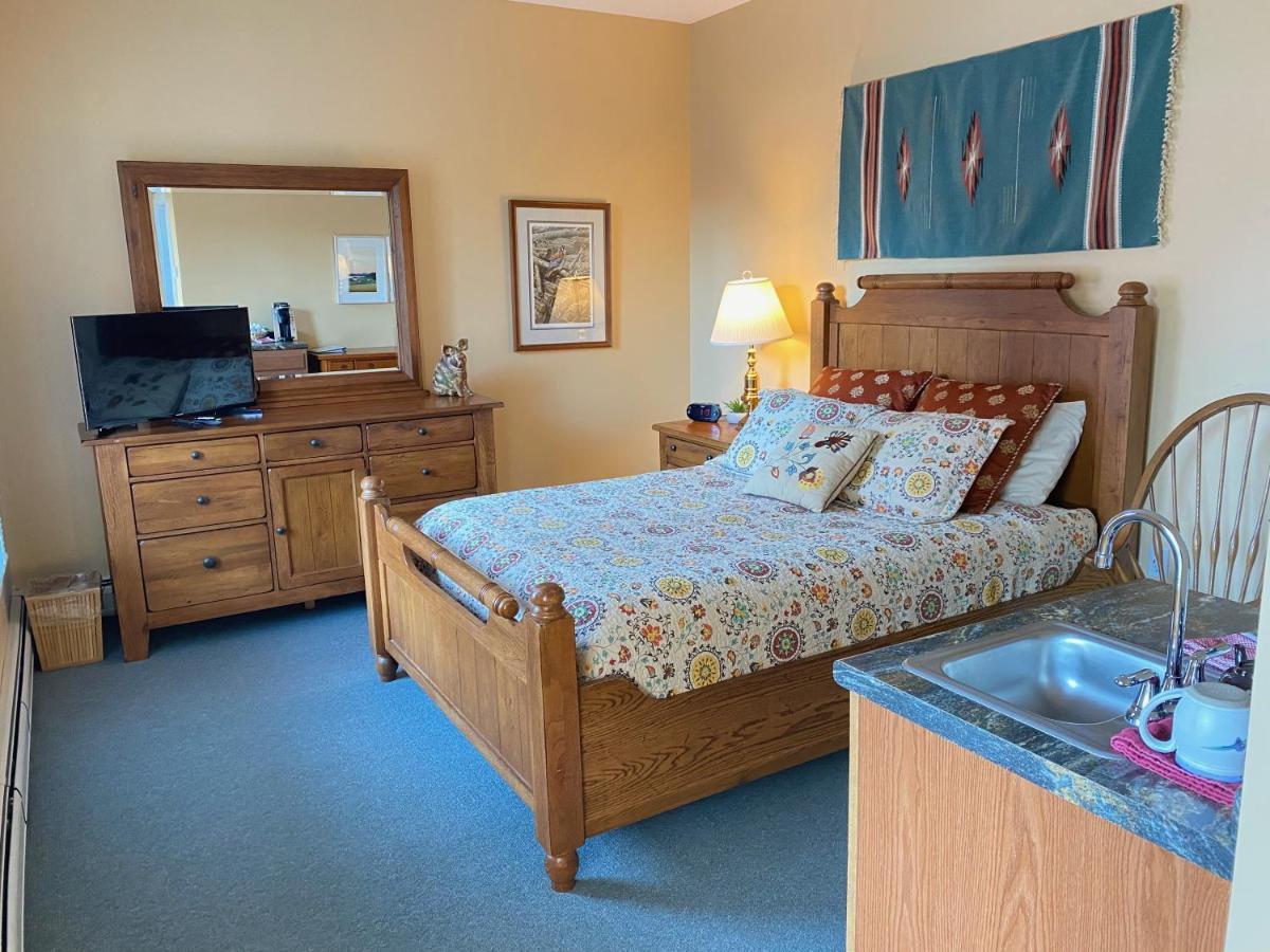 Bristol Suites Ngoại thất bức ảnh
