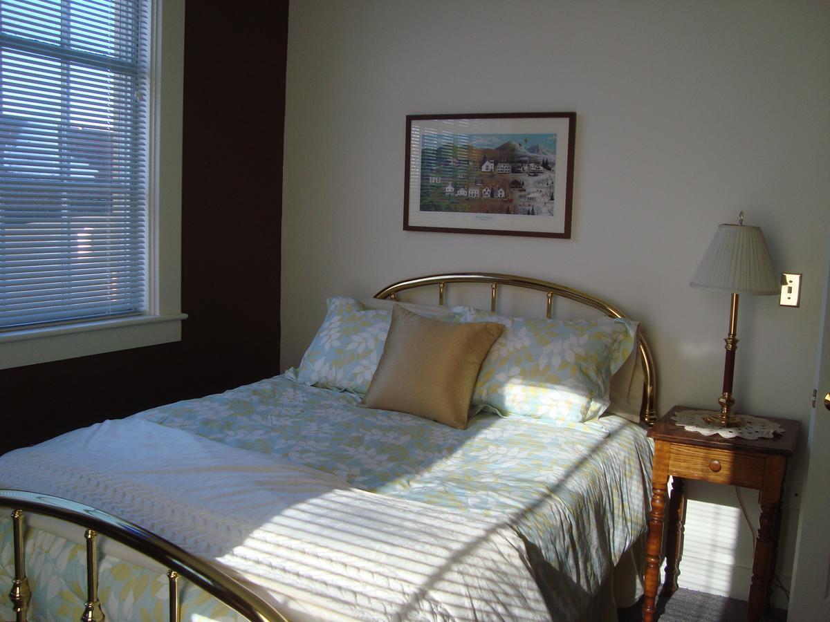 Bristol Suites Ngoại thất bức ảnh